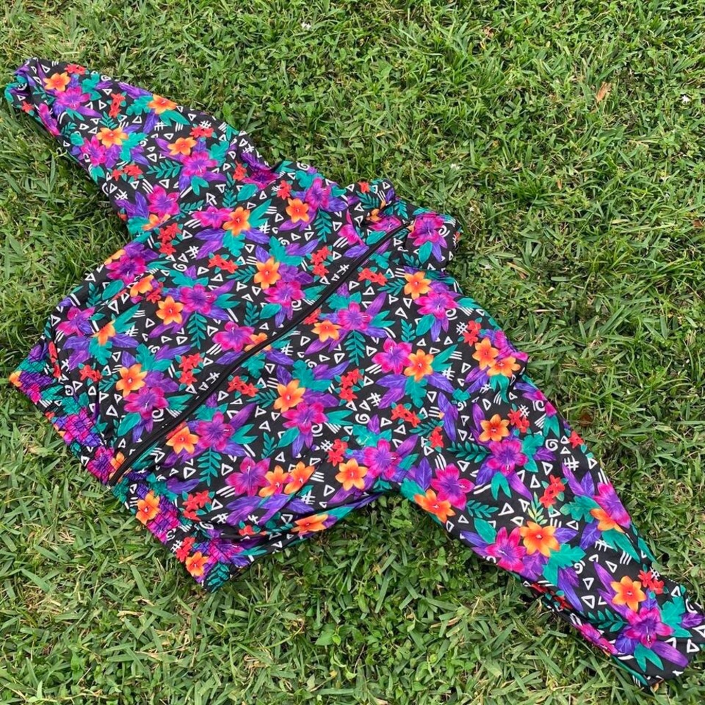 Vintage Colorful Floral Bomber Jacket (M)